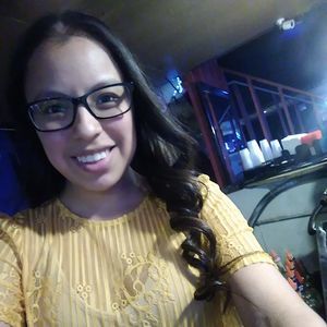 Meet your Posher, Crystal